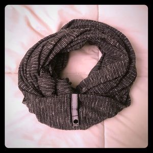 Lululemon Vinyasa Scarf